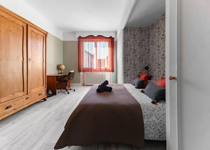 Maison Louis - Maison 3 Sur 2 Niveaux, Coeur De Holiday home Vichy