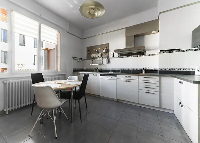 Maison Louis - Maison 3 Sur 2 Niveaux, Coeur De Holiday home Vichy